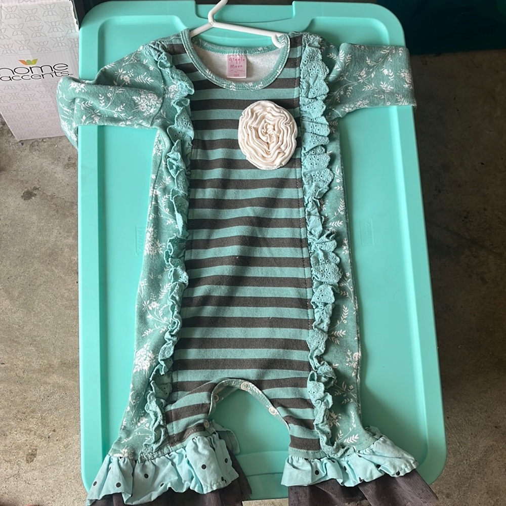 Giggle Moon 18M romper.